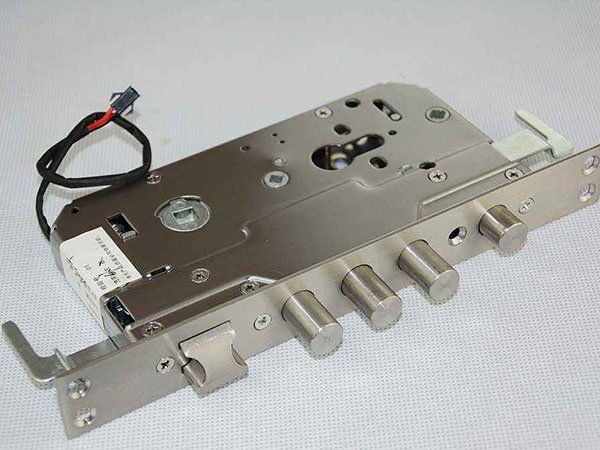 七星24小时上门开锁公司