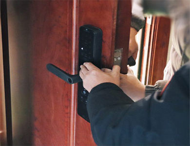 七星24小时上门开锁公司